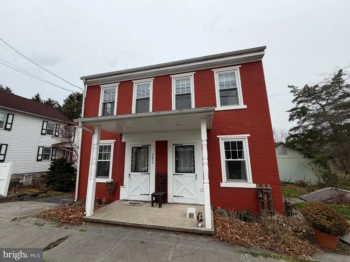 5654 Mount Pleasant Rd, Bernville, PA 19506 - Image #1