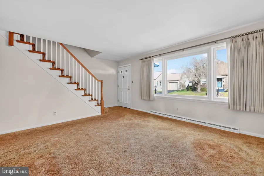 228 E Gaul St, Wernersville, PA 19565 - Image #3