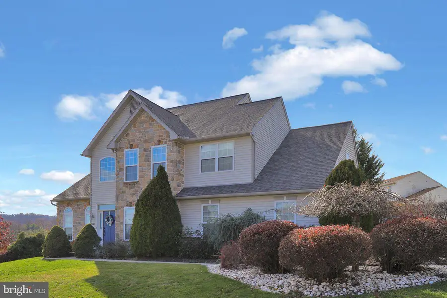 614 Wolfe Ln, Mohnton, PA 19540 - Image #3