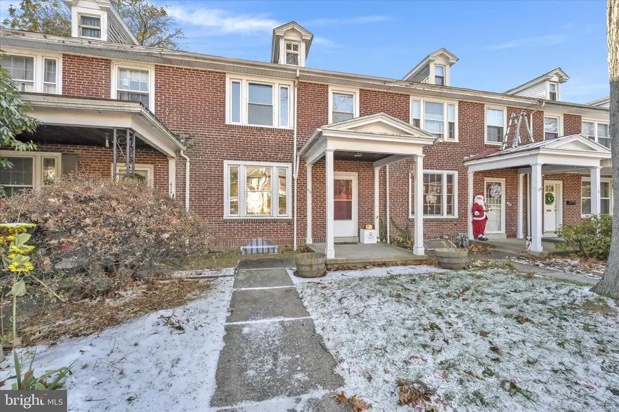 416 Oak Ter, West Reading, PA 19611 - Image #3