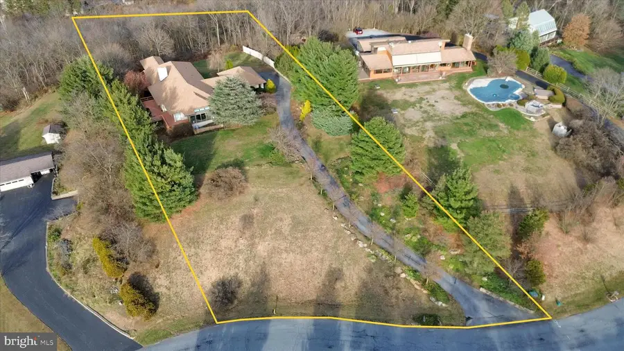 653 Scenic Dr, Bernville, PA 19506 - Image #3