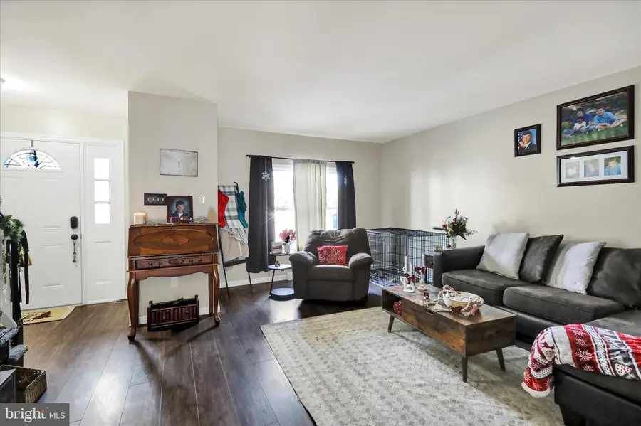 32 N Canal St, Leesport, PA 19533 - Image #3