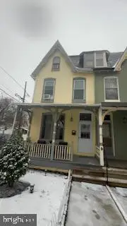 521 Douglass St, Reading, PA 19601 - Image #2