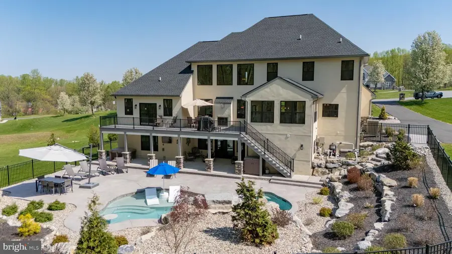 233 European Dr, Fleetwood, PA 19522 - #2