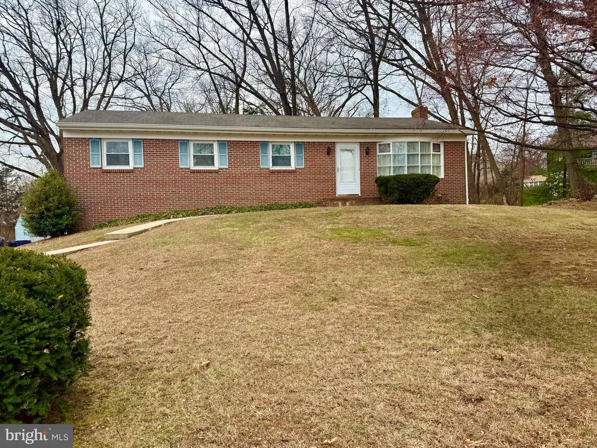 205 Blackwood Dr, Reading, PA 19606 - Image #1