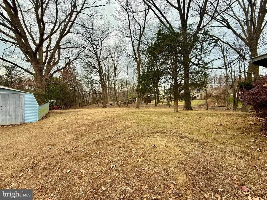 205 Blackwood Dr, Reading, PA 19606 - Image #2