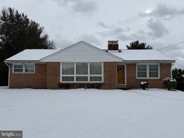 2944 Bernville Rd, LEESPORT, PA 19533