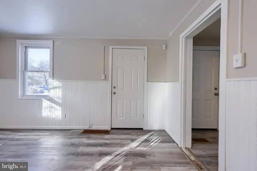 1360 E Main St, Douglassville, PA 19518 - Image #3