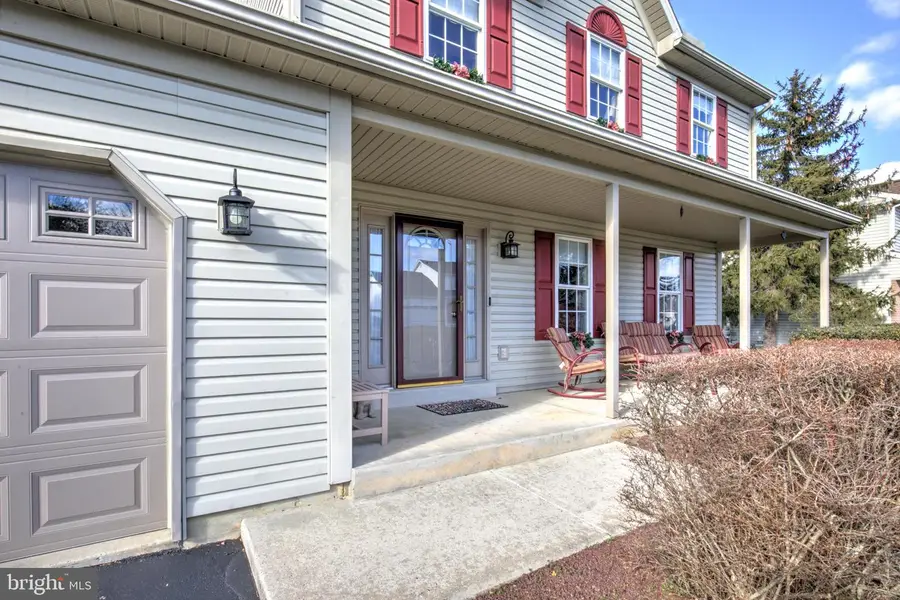 404 Unami Dr, Reading, PA 19608 - Image #2
