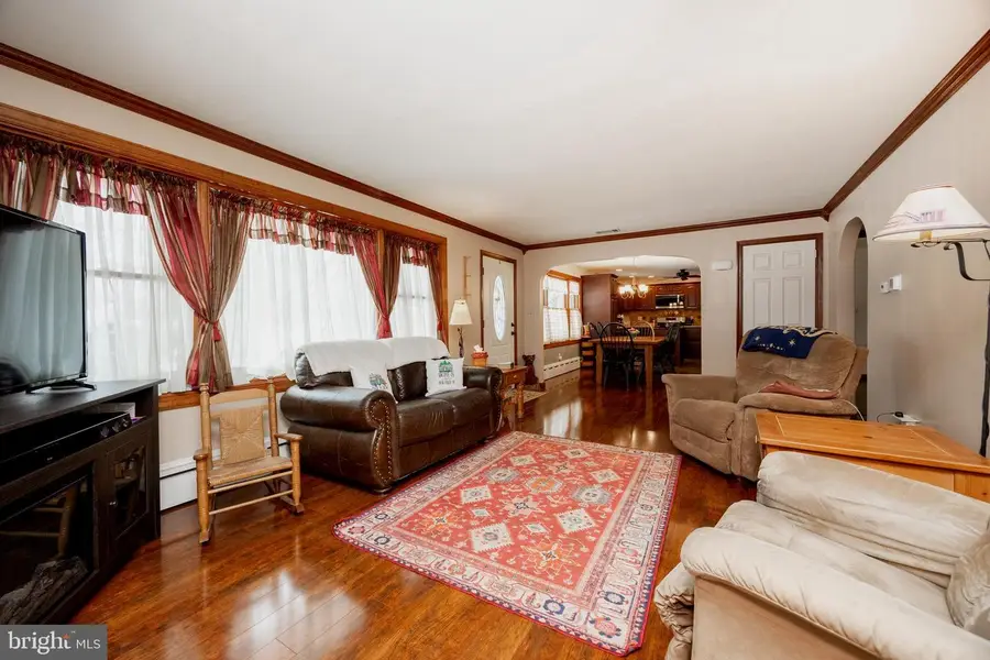 3284 Friedensburg, Oley, PA 19547 - Image #2