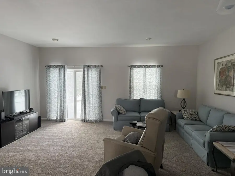 27 Charlemont Ct, Reading, PA 19607 - Image #2