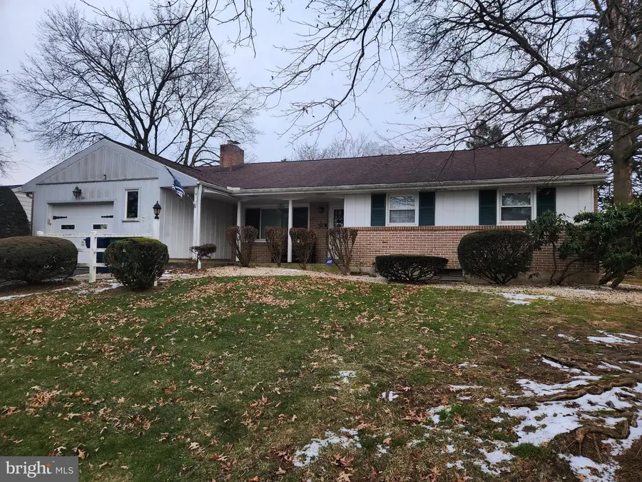 3116 Linda Ln, Sinking Spring, PA 19608 - Image #3