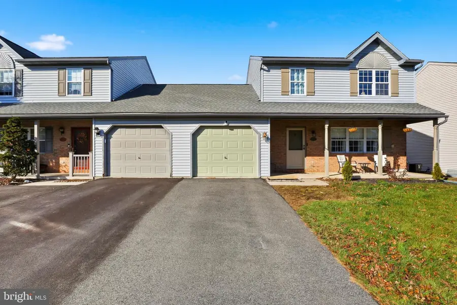 307 Galean Dr, Fleetwood, PA 19522 - Image #2