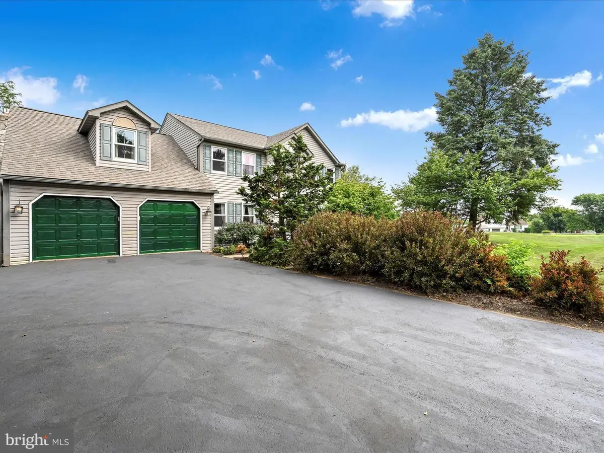 13 Timothy Dr, Mertztown, PA 19539 - Image #1