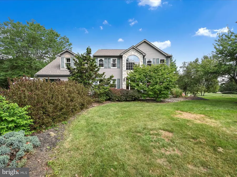 13 Timothy Dr, Mertztown, PA 19539 - Image #3