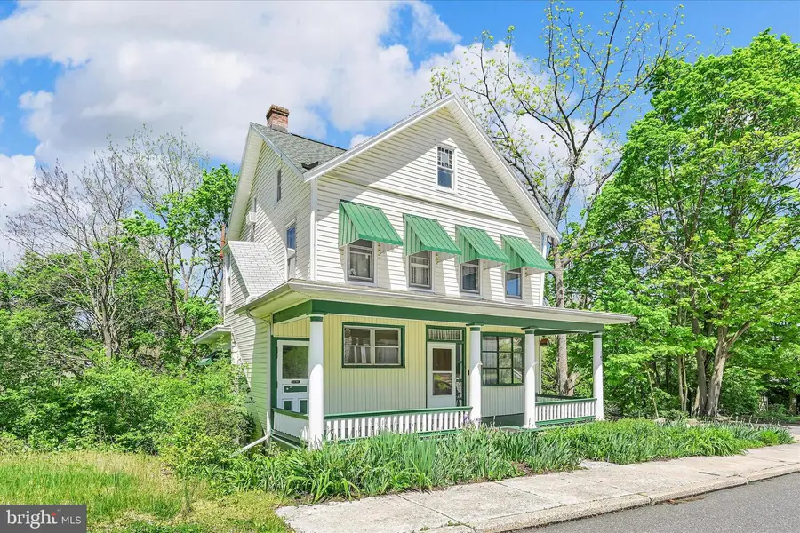 147 Walnut St, Mohnton, PA 19540 - #2