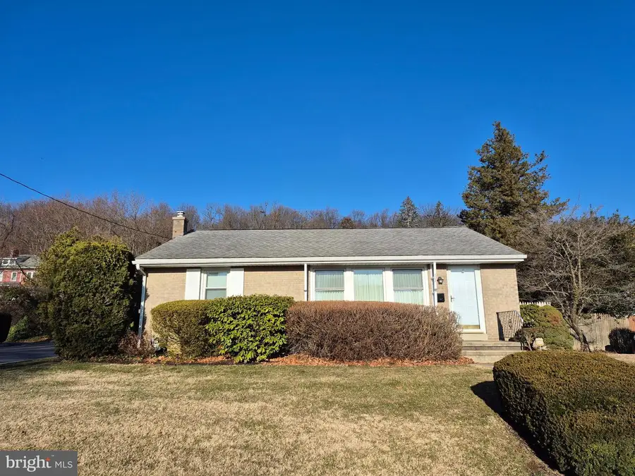 602 Carsonia Ave, Reading, PA 19606 - Image #3