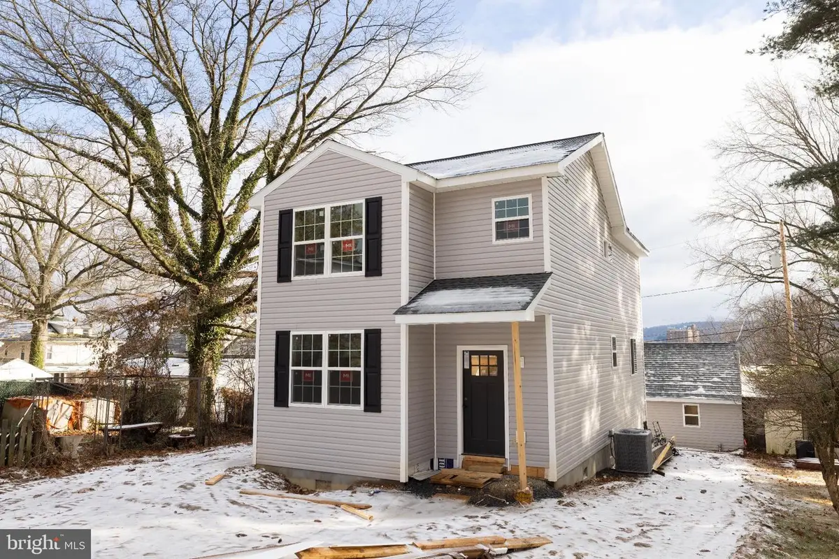 1716 Liggett Ave, Reading, PA 19607 - Image #1