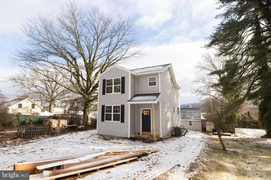 1716 Liggett Ave, Reading, PA 19607 - Image #3