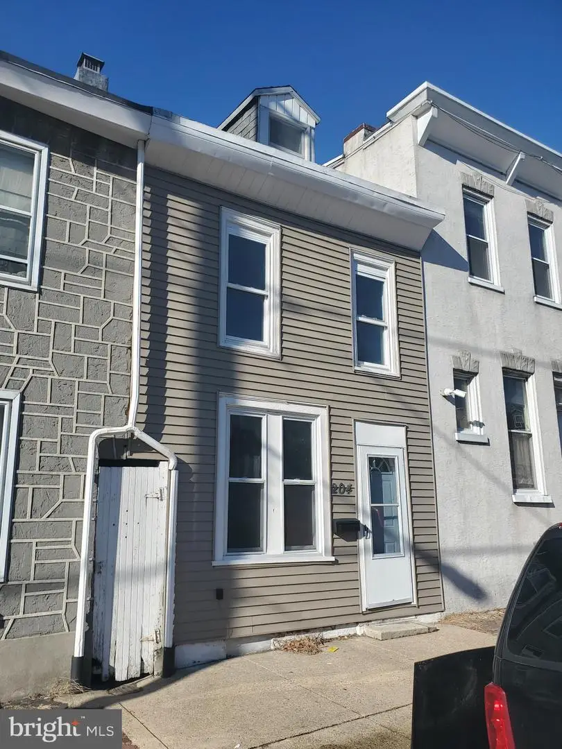 204 S 11th St, Reading, PA 19602 - Image #1