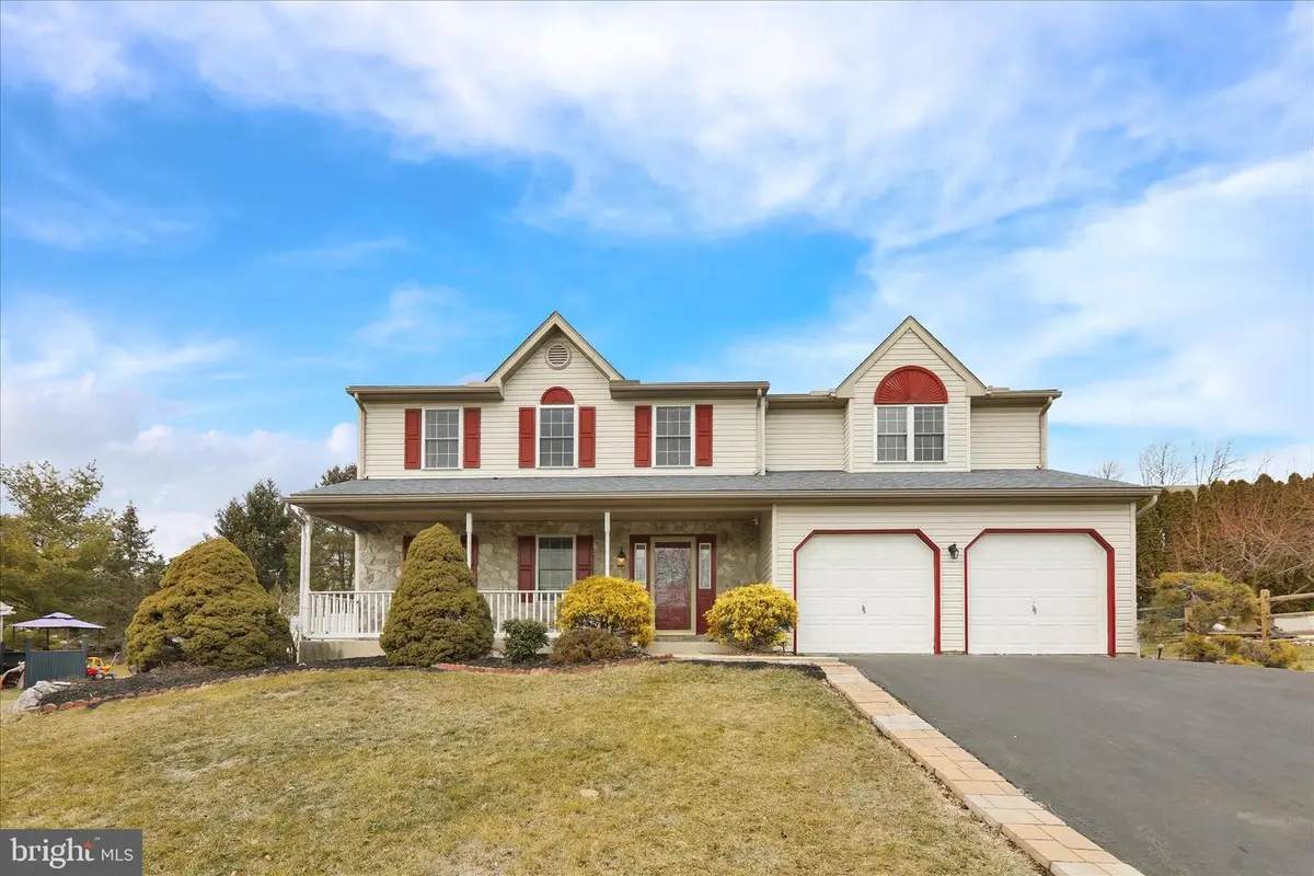 212 Pennsylvania Ave, Reading, PA 19606 - Image #1