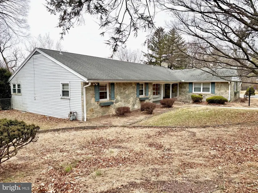 7 Jeffrey Rd, Reading, PA 19601 - Image #2