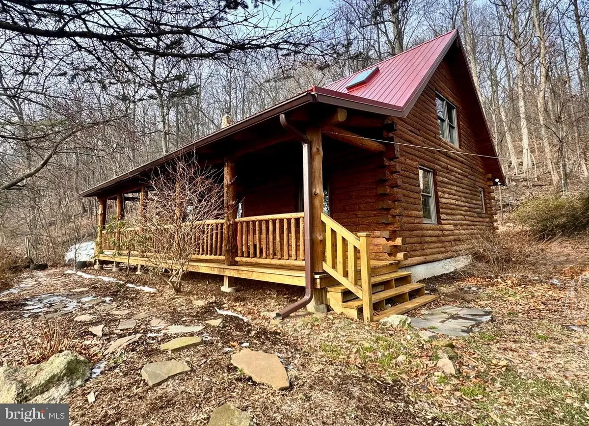 112 Sandy Hill Rd, Boyertown, PA 19512 - Image #1