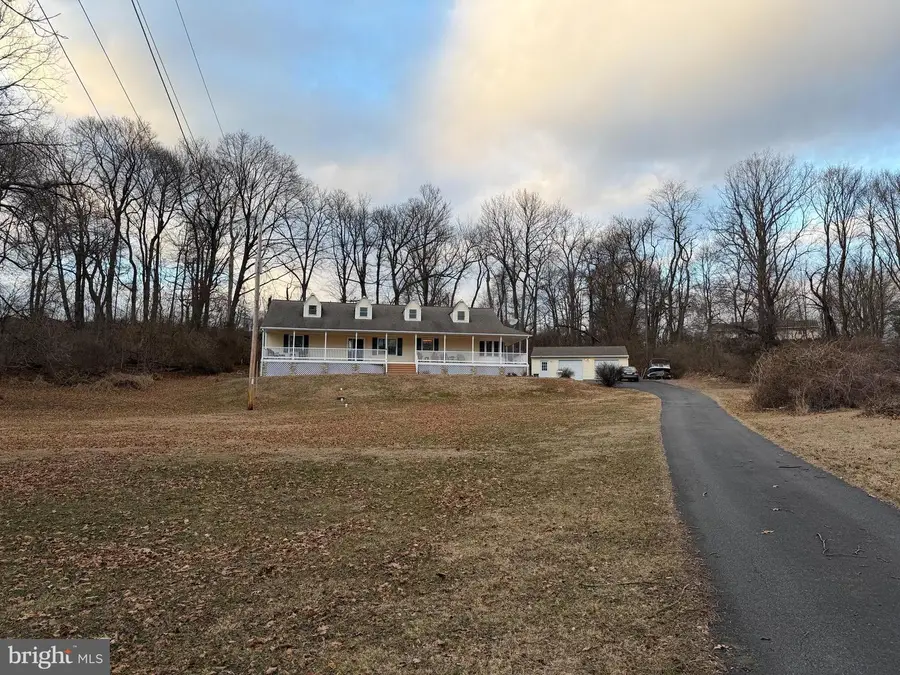 128 Vermont Rd, Reading, PA 19608 - Image #2