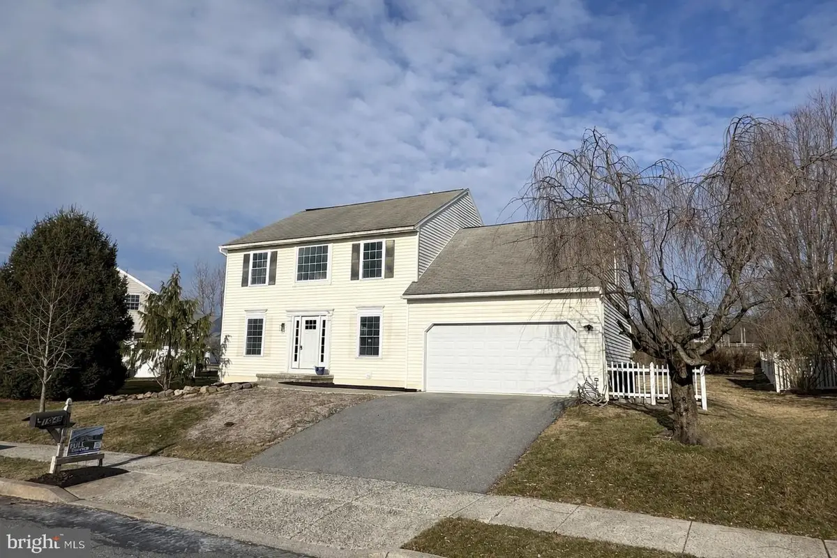 1049 Christina Dr, Leesport, PA 19533 - Image #1