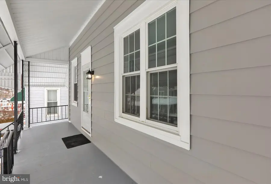 42 Chestnut St, Mohnton, PA 19540 - #3