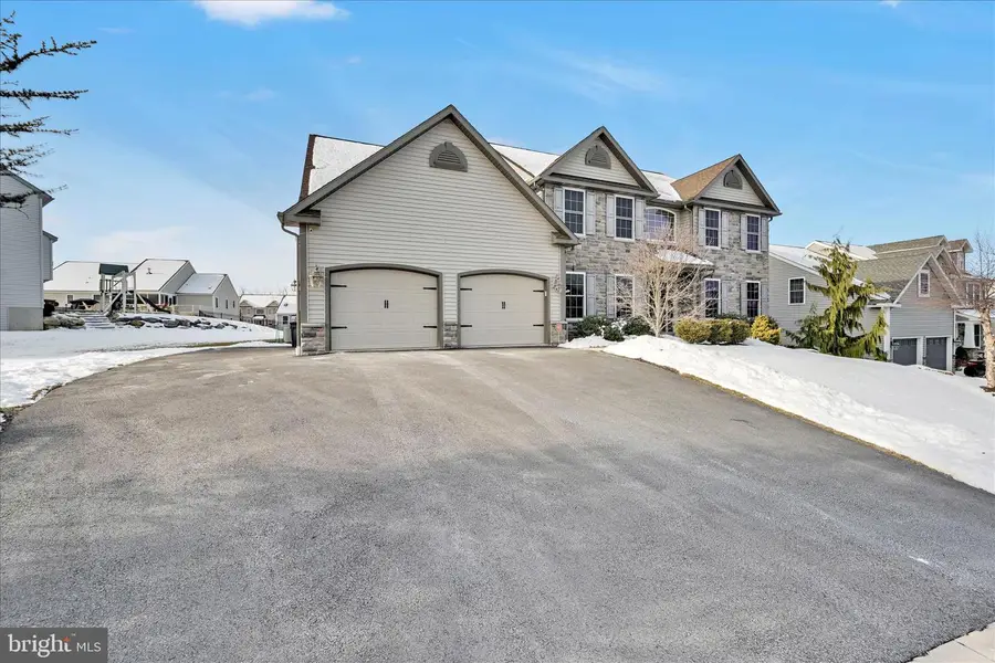 62 Stella Dr, Reading, PA 19608 - #3