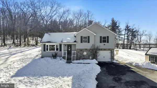 245 Dove Rd, FREDERICKSBURG, PA 17026