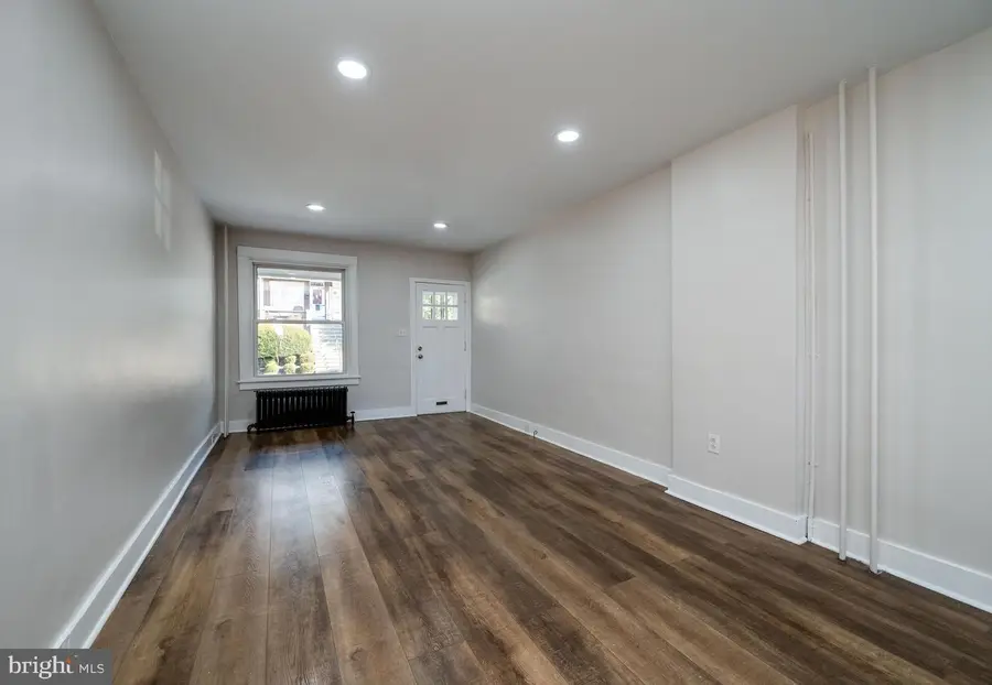 268 Linden St, Reading, PA 19604 - #3