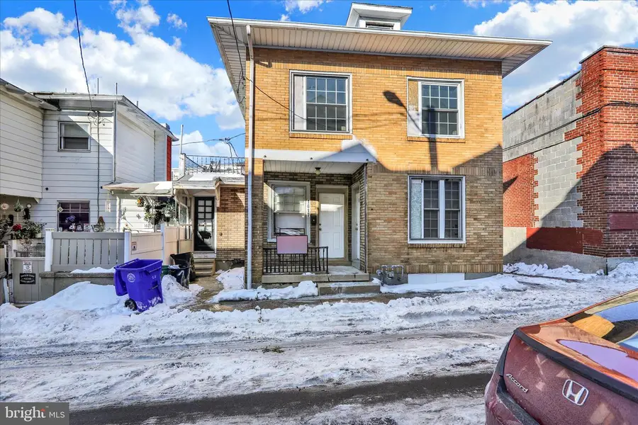 1617 Muhlenberg St, Reading, PA 19606 - #2