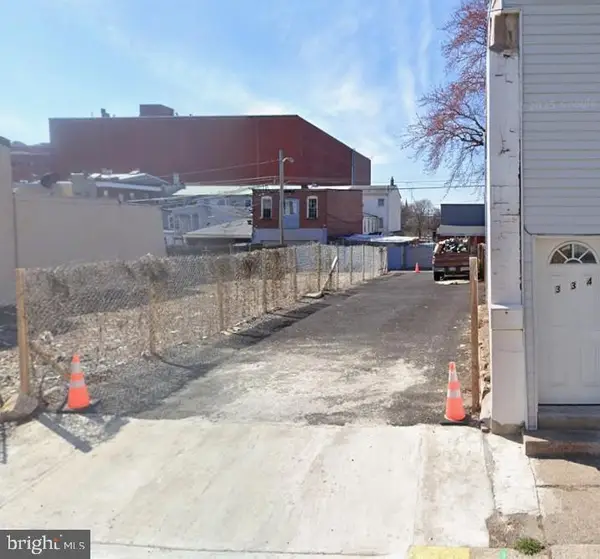 332 Cedar St, READING, PA 19601