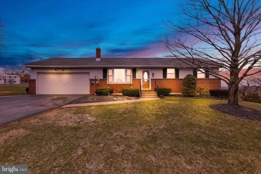 148 Hoch Ave, Topton, PA 19562 - #2