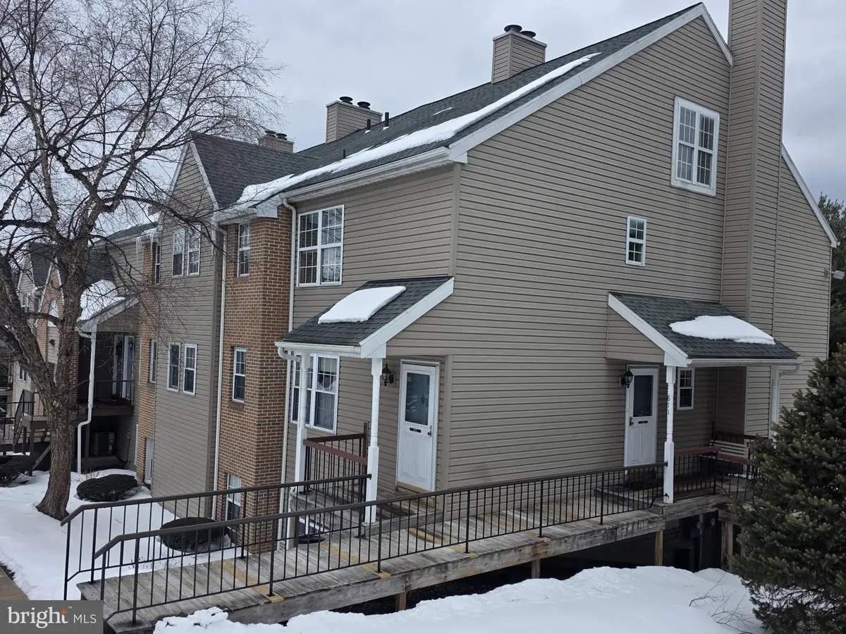 812 Christopher Dr, Reading, PA 19610 - #1