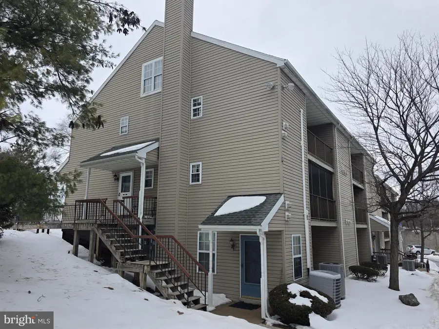 812 Christopher Dr, Reading, PA 19610 - #3