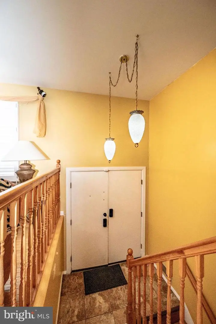 31 Hearthstone Dr, Reading, PA 19606 - #2