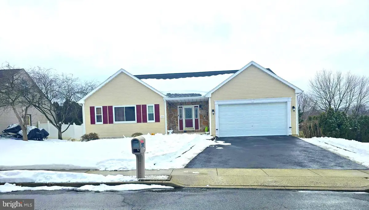 4324 Danor Dr, Reading, PA 19605 - #1