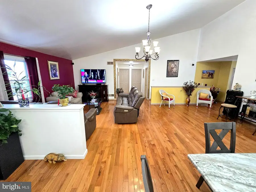 4324 Danor Dr, Reading, PA 19605 - #3