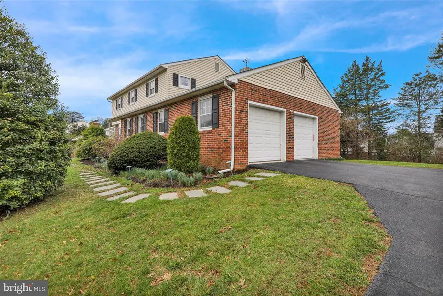 28 Cheltenham Dr, Reading, PA 19610 - #3