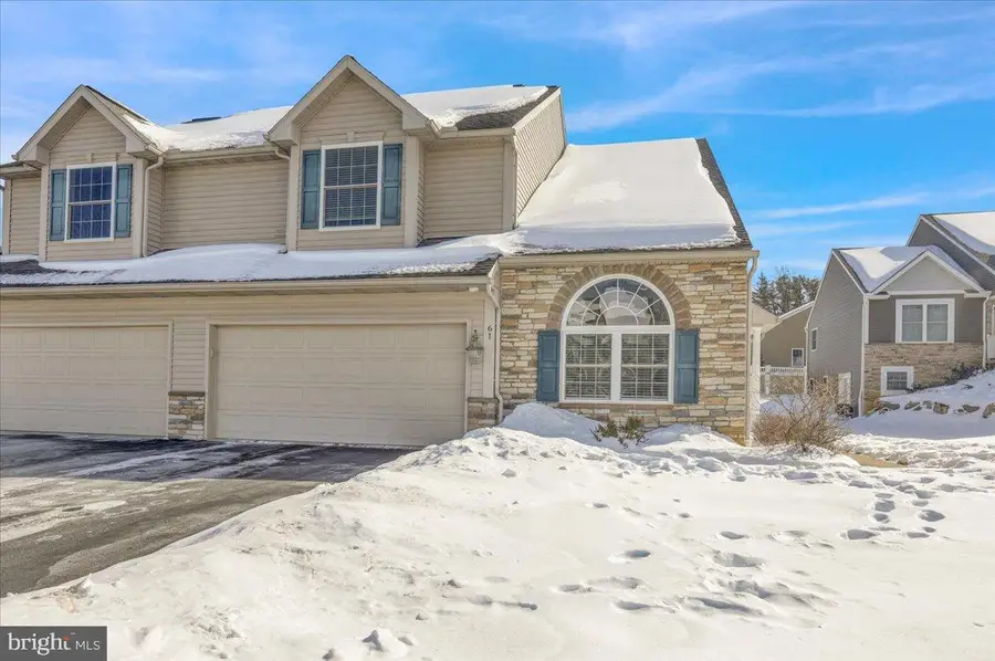 61 Regina Dr, Reading, PA 19608 - #2