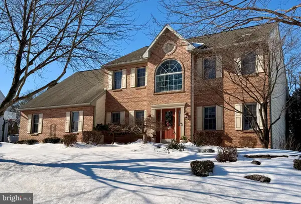 110 Pennsylvania Ave, SINKING SPRING, PA 19608