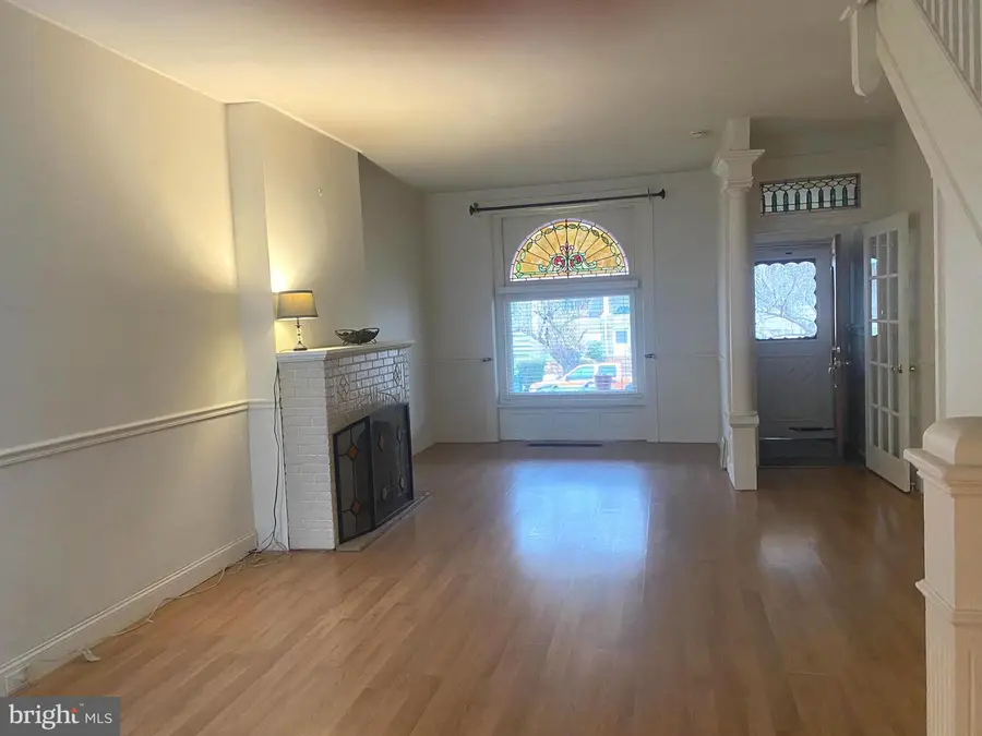 138 W Windsor St, Reading, PA 19601 - #3