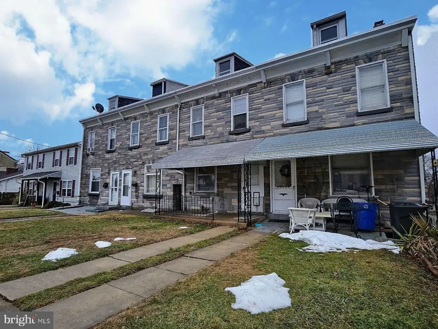 511 Park Ave, Reading, PA 19611 - #2