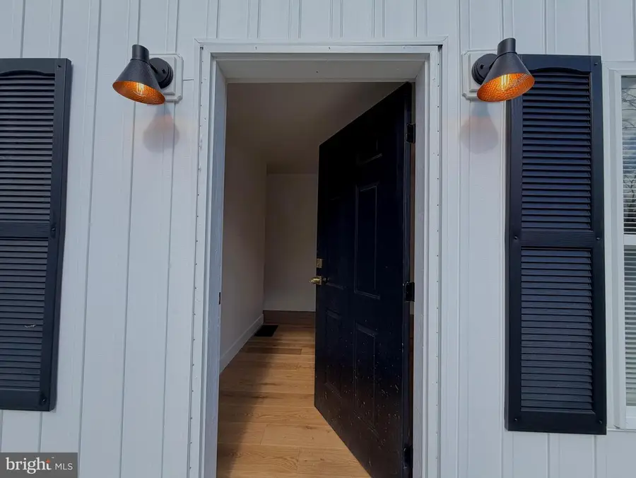 15 Rebecca St, Wernersville, PA 19565 - #2