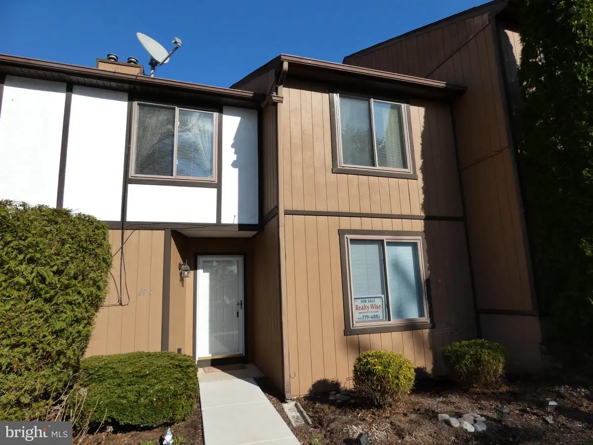 69-3 Azalea Way, Reading, PA 19606 - #1