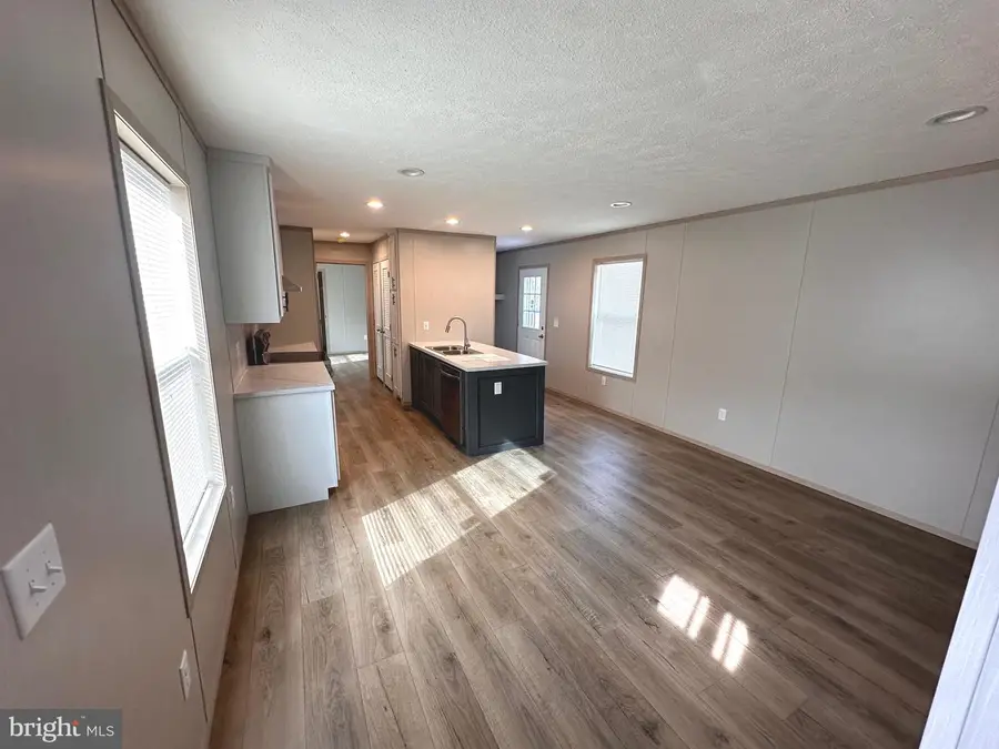 11 Woodland Ln, Mertztown, PA 19539 - #3