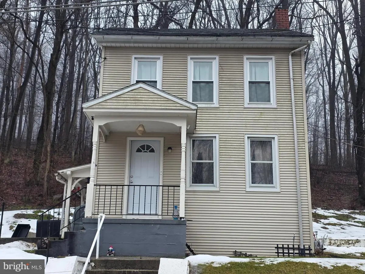 702 Wyomissing Rd, Mohnton, PA 19540 - #1